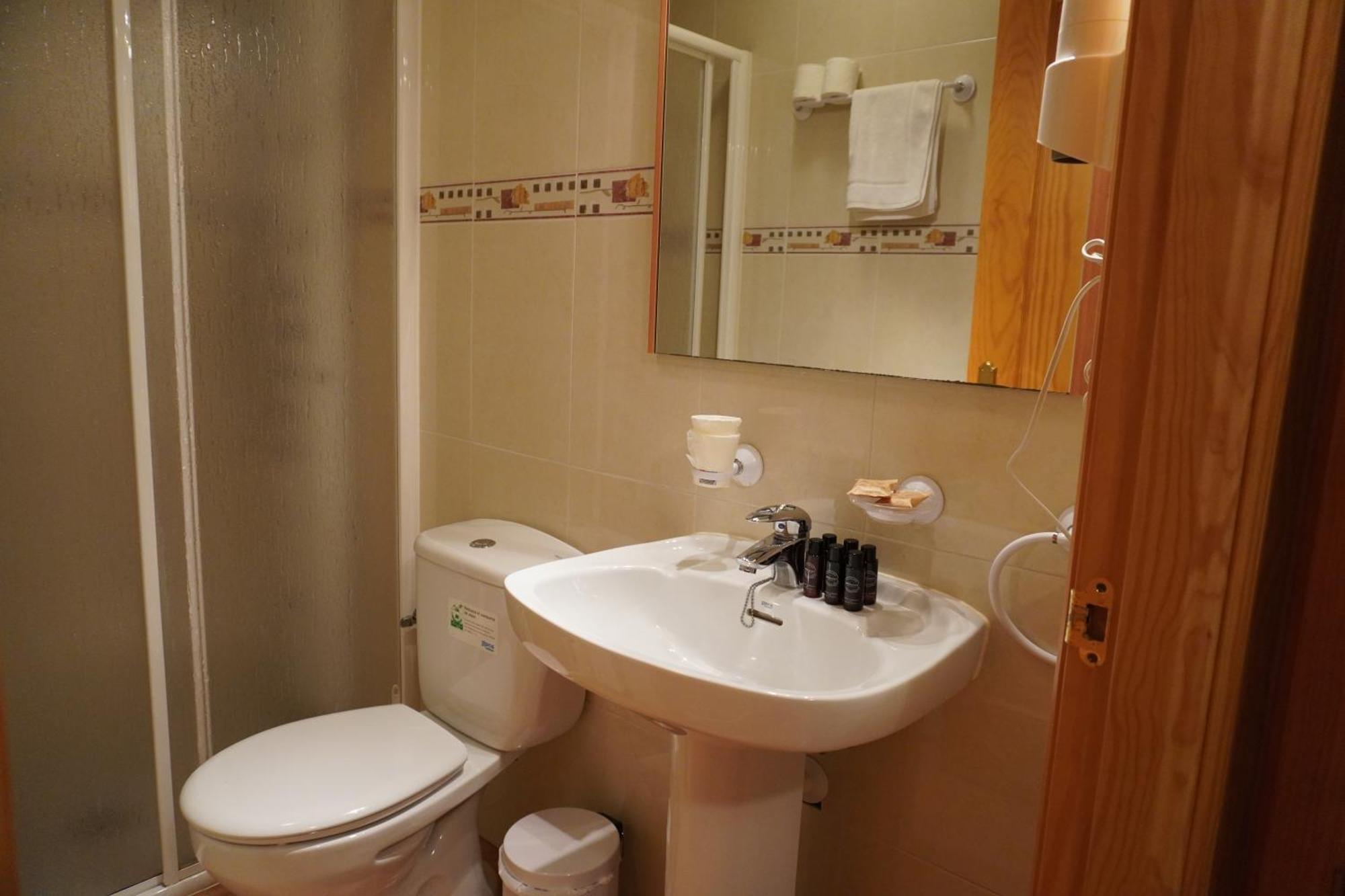 Apartamentos Casa Domenc Aren Zewnętrze zdjęcie